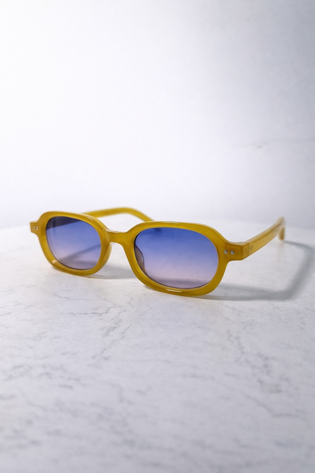 Swan Yellow